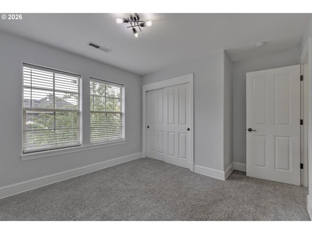 17333 Sw 136TH Ave, Portland, OR 97224