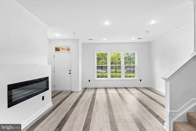 42261 TERRAZZO TER, Aldie, VA 20105