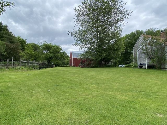 845 Town Farm Rd, Warren, MA 01083