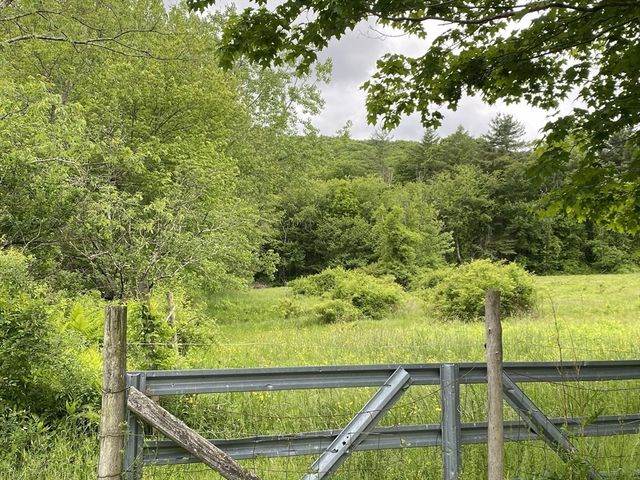 845 Town Farm Rd, Warren, MA 01083