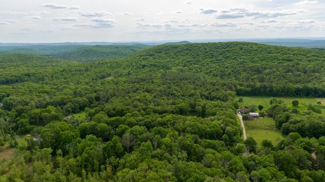 845 Town Farm Rd, Warren, MA 01083