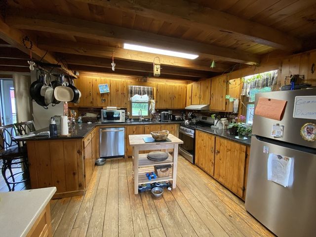 845 Town Farm Rd, Warren, MA 01083