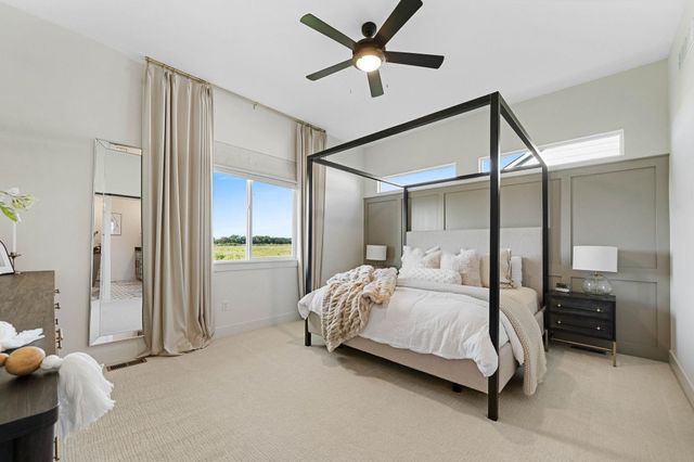 1327 W Footbridge St, Goddard, KS 67052