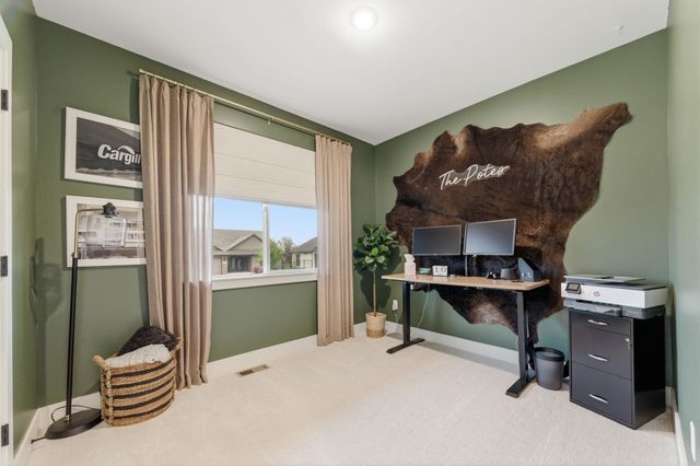 1327 W Footbridge St, Goddard, KS 67052