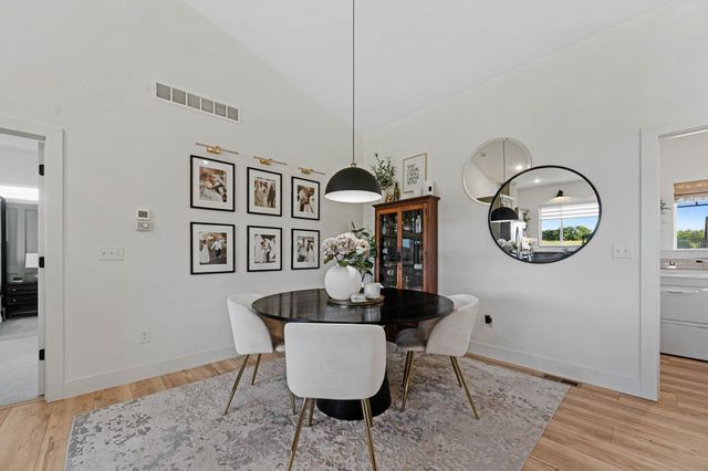 1327 W Footbridge St, Goddard, KS 67052