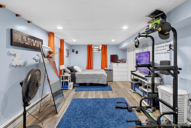 28901 Joan Street, Saint Clair Shores, MI 48081