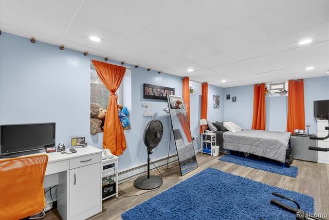 28901 Joan Street, Saint Clair Shores, MI 48081