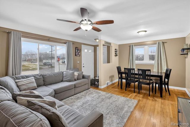 28901 Joan Street, Saint Clair Shores, MI 48081