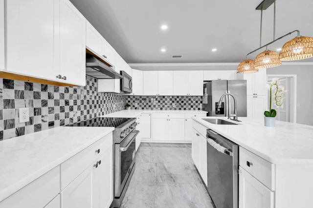 8120 S Lagoon Drive, Panama City Beach, FL 32408