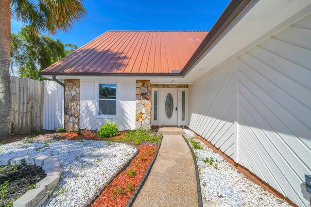 8120 S Lagoon Drive, Panama City Beach, FL 32408