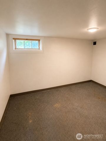 1117 S Grant Avenue, Tacoma, WA 98405