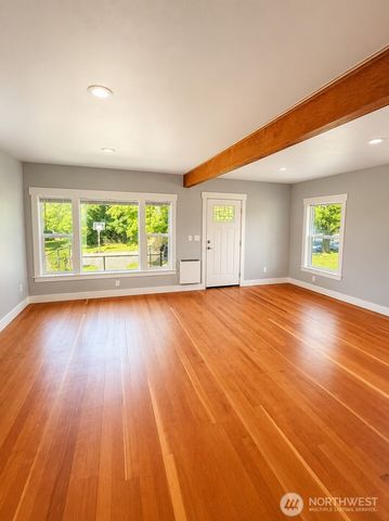 1117 S Grant Avenue, Tacoma, WA 98405
