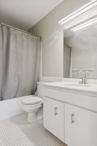 4120 Parklawn Avenue 119, Edina, MN 55435