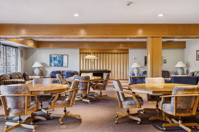 4120 Parklawn Avenue 119, Edina, MN 55435