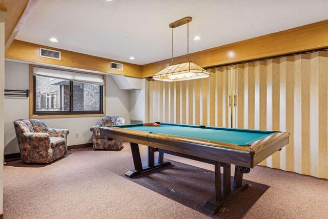 4120 Parklawn Avenue 119, Edina, MN 55435