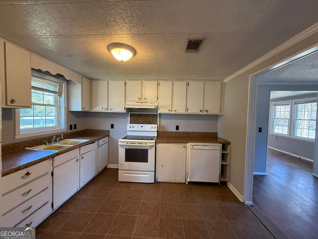 118 Loretha Street, Statesboro, GA 30458