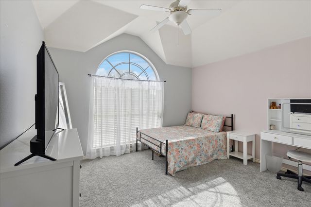 8 Pinedale Court, Mansfield, TX 76063