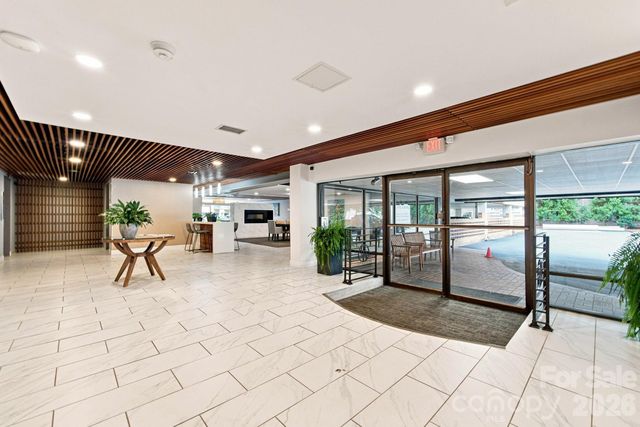 1323 Queens Road 419, Charlotte, NC 28207