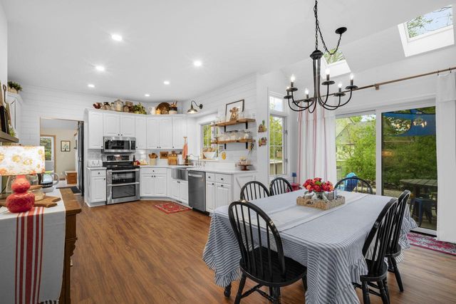 5429 Yale DRIVE, Franklin, WI 53132