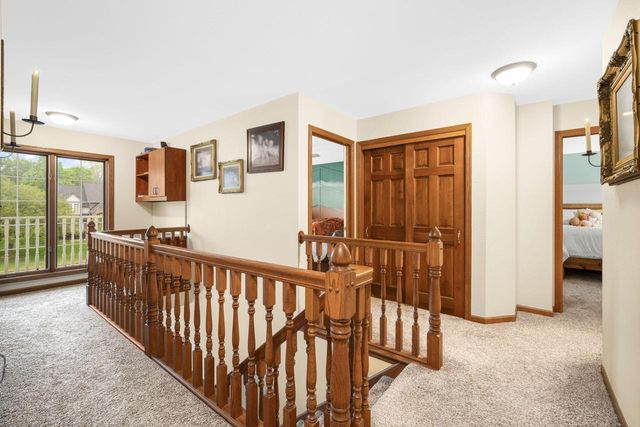 5429 Yale DRIVE, Franklin, WI 53132
