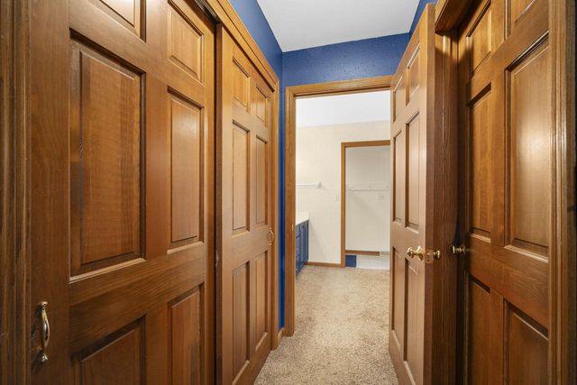 5429 Yale DRIVE, Franklin, WI 53132