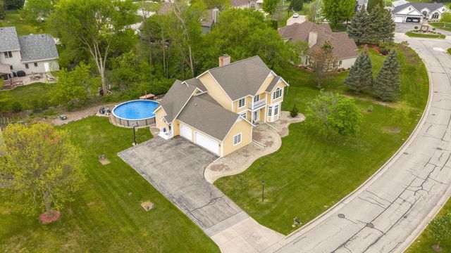 5429 Yale DRIVE, Franklin, WI 53132