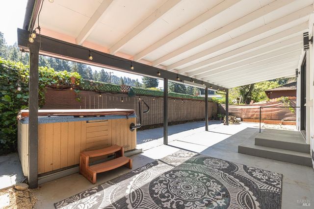 20095 River Blvd, Monte Rio, CA 95462