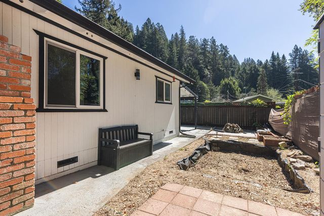 20095 River Blvd, Monte Rio, CA 95462