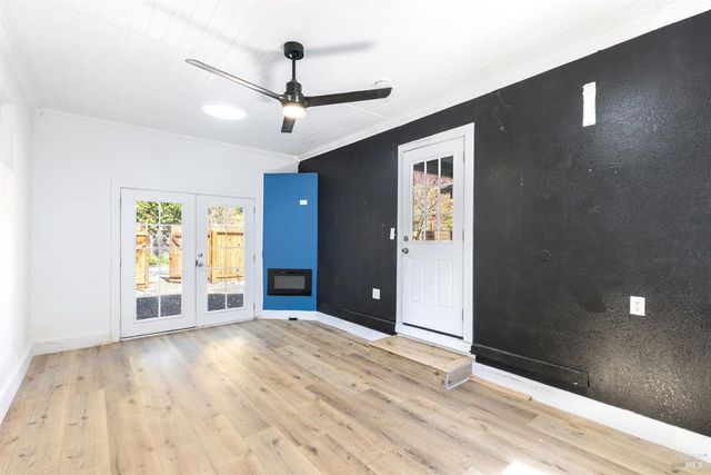 20095 River Blvd, Monte Rio, CA 95462