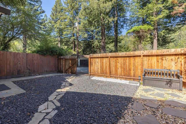 20095 River Blvd, Monte Rio, CA 95462