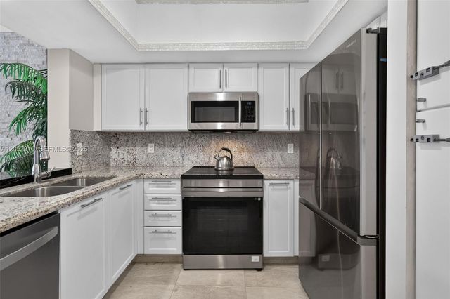 17375 Collins Avenue 2101, Sunny Isles Beach, FL 33160