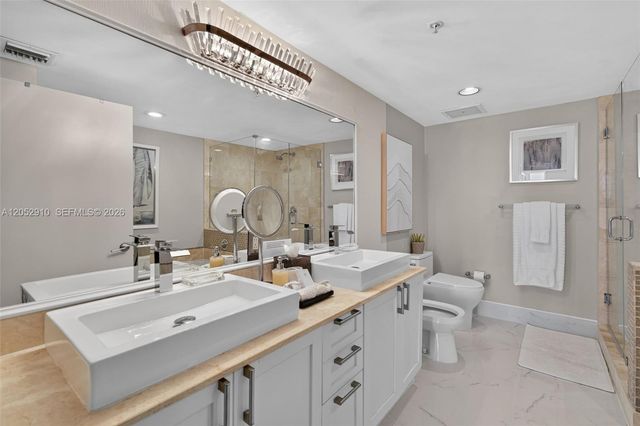 17375 Collins Avenue 2101, Sunny Isles Beach, FL 33160
