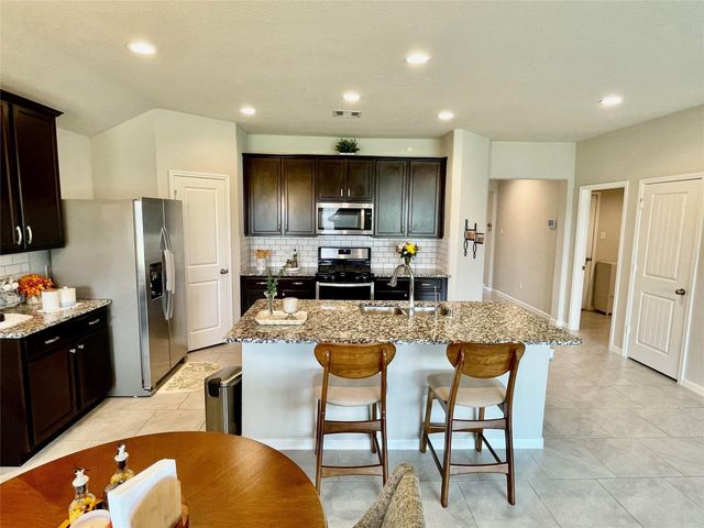 18326 Pin Oak Lake Drive, Richmond, TX 77407