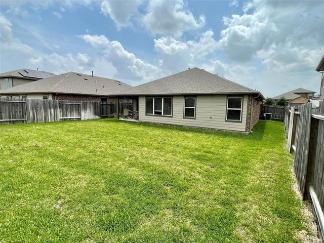 18326 Pin Oak Lake Drive, Richmond, TX 77407