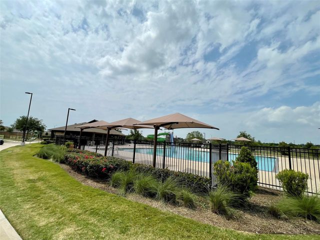 18326 Pin Oak Lake Drive, Richmond, TX 77407