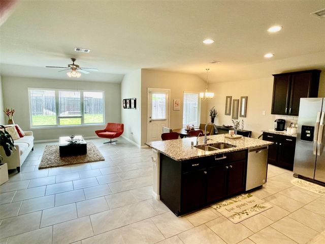 18326 Pin Oak Lake Drive, Richmond, TX 77407