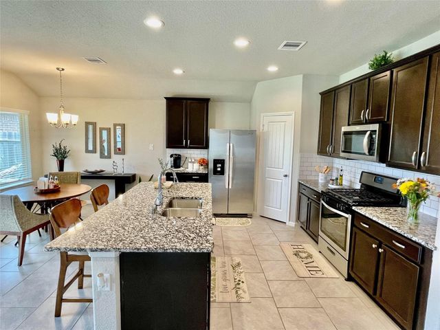 18326 Pin Oak Lake Drive, Richmond, TX 77407