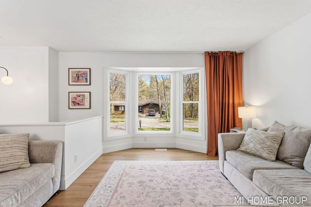 17160 5th Street, Holland, MI 49424