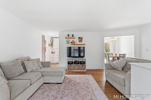17160 5th Street, Holland, MI 49424
