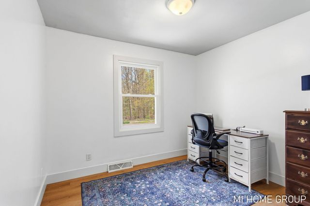 17160 5th Street, Holland, MI 49424