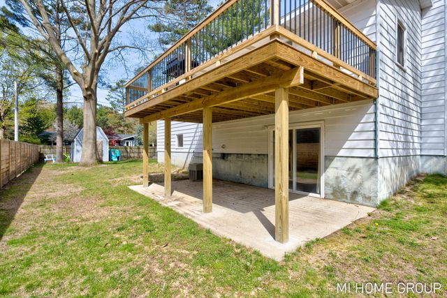 17160 5th Street, Holland, MI 49424