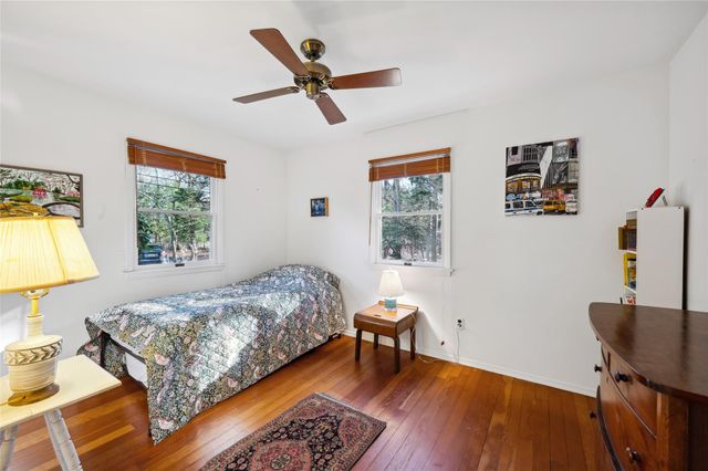 34 Underwood Drive, East Hampton, NY 11937