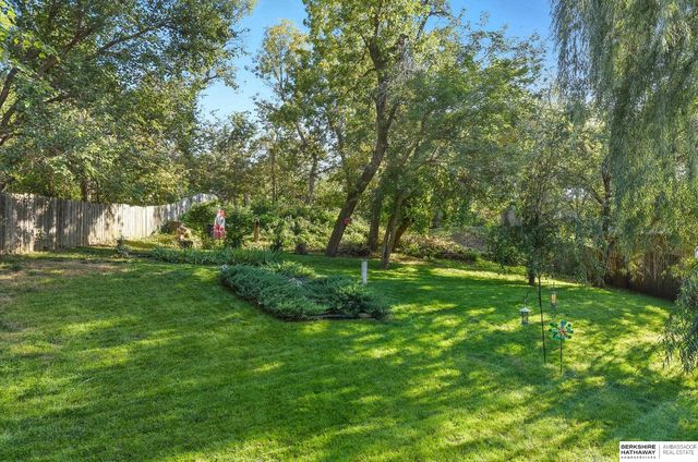 16641 Olive Street, Omaha, NE 68136