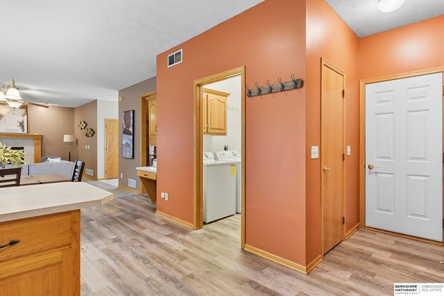 16641 Olive Street, Omaha, NE 68136