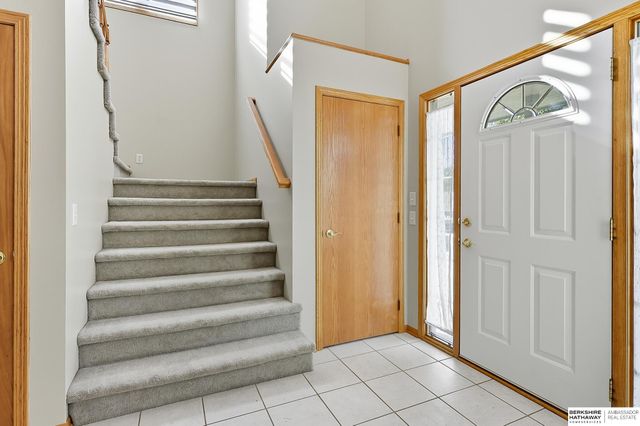 16641 Olive Street, Omaha, NE 68136