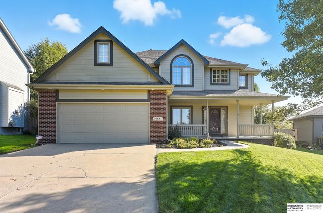 16641 Olive Street, Omaha, NE 68136