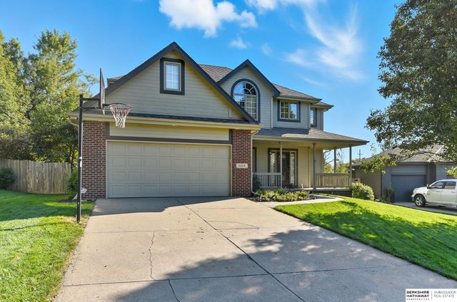 16641 Olive Street, Omaha, NE 68136