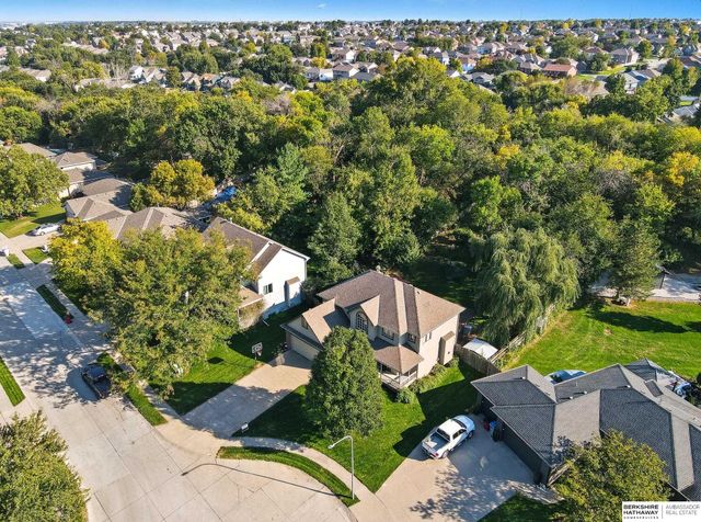 16641 Olive Street, Omaha, NE 68136