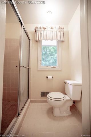 1447 Oakstone Drive, Rochester Hills, MI 48309