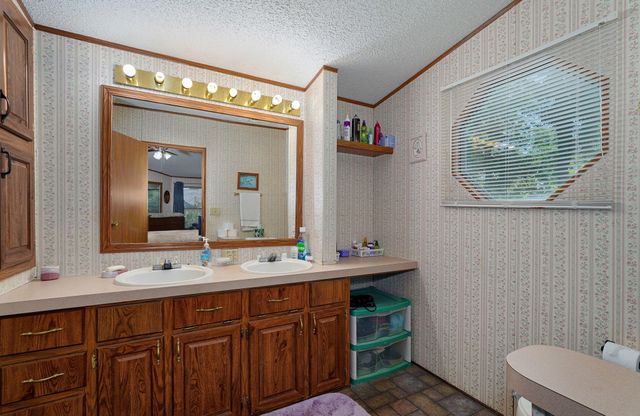 12374 Lawrence 1150, Mt Vernon, MO 65712